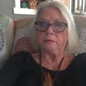 Meet your Posher, Jaye